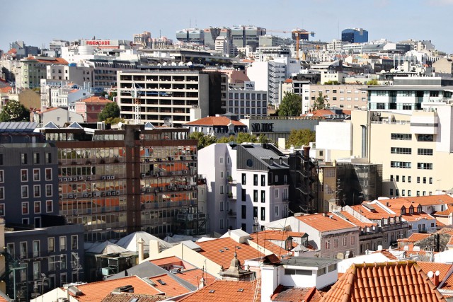 Juros e prestação da casa seguem em queda